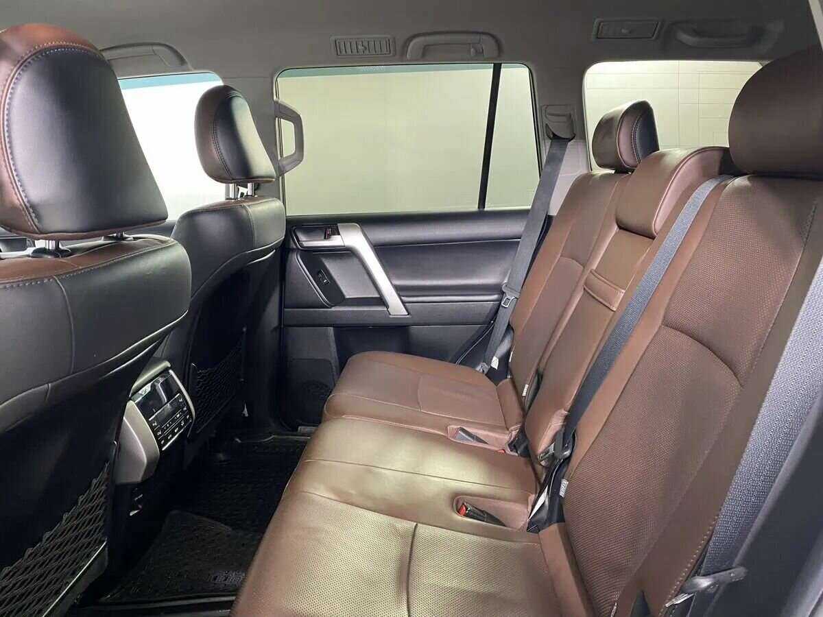 Toyota Land Cruiser Prado с пробегом — 2020 год. Фото: #9