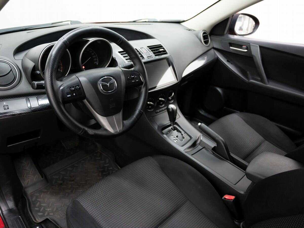 Mazda 3 с пробегом — 2011 год. Фото: #6