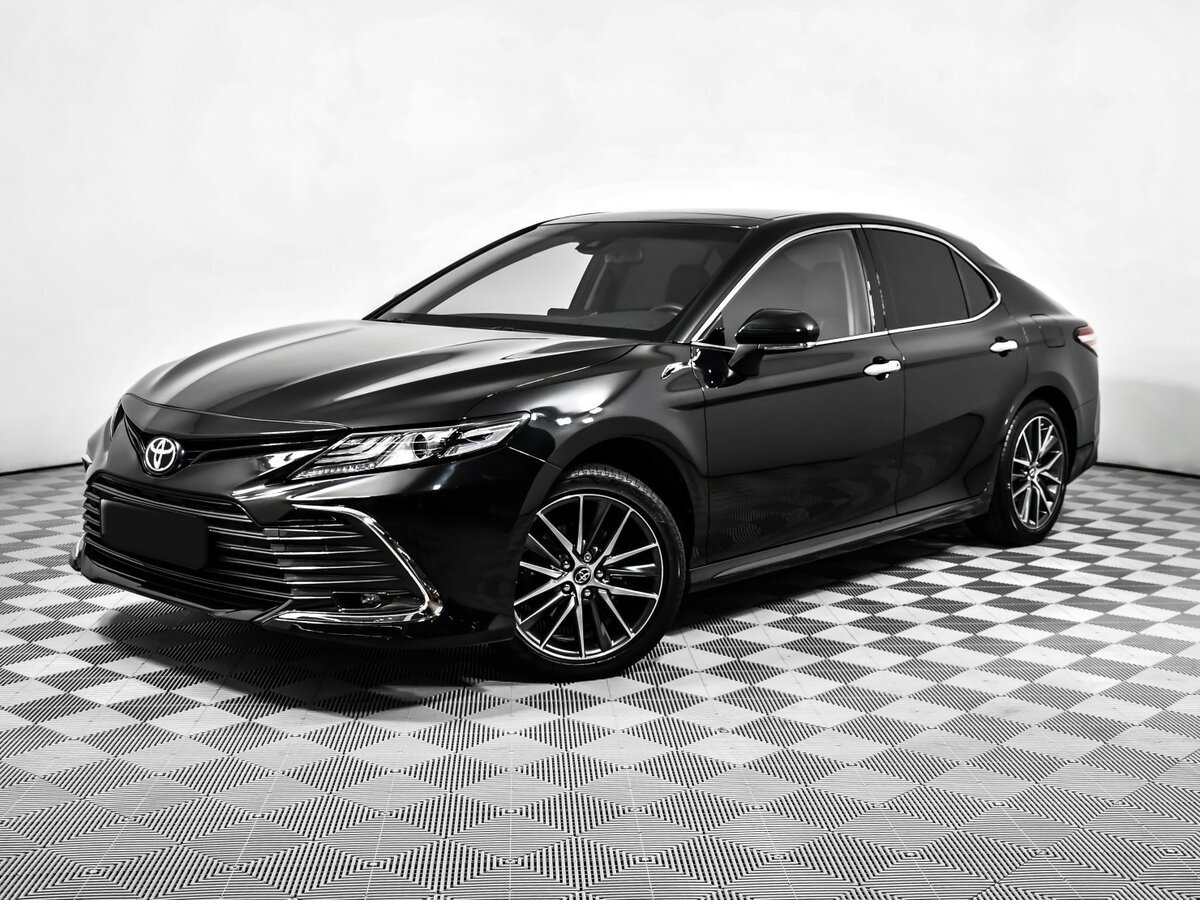 Toyota Camry с пробегом — 2023 год. Фото: #0