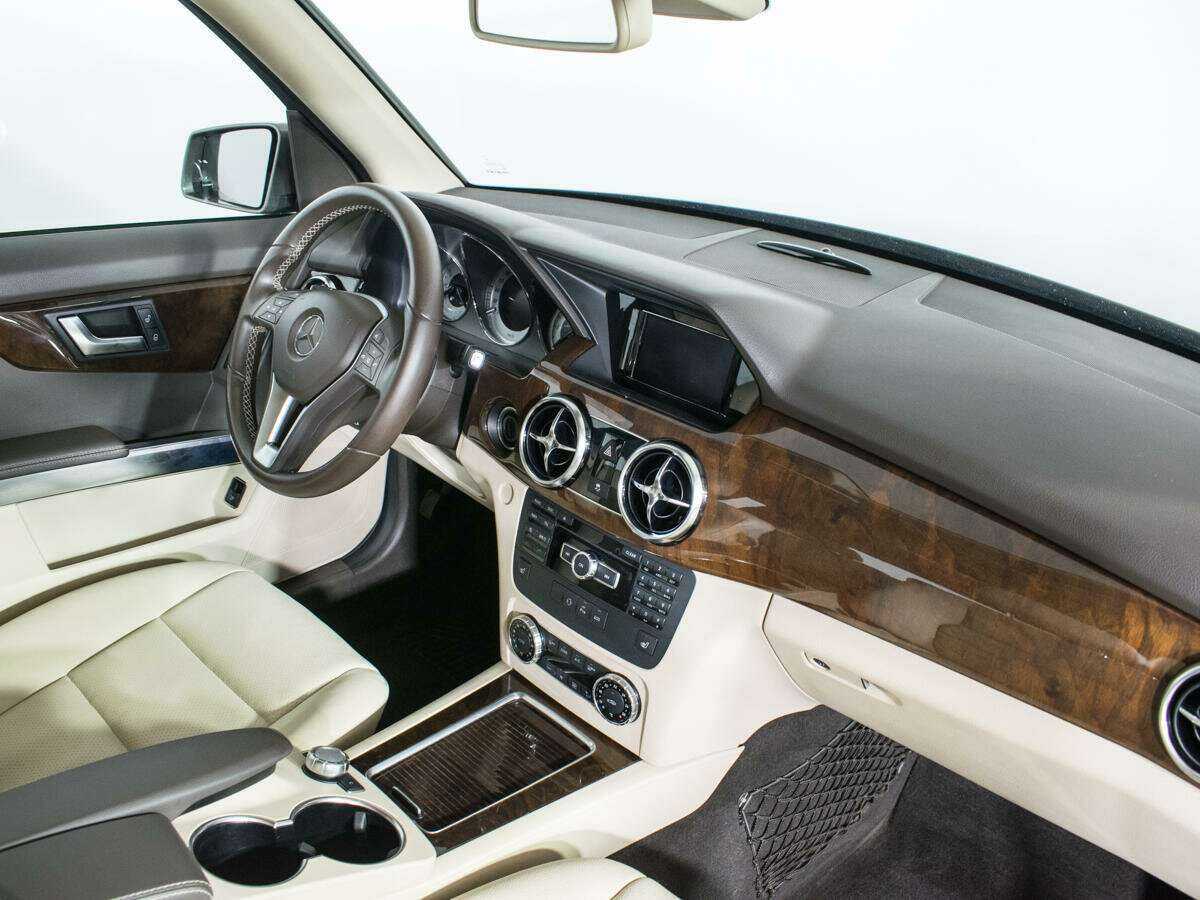Mercedes-Benz GLK-Класс с пробегом — 2012 год. Фото: #8