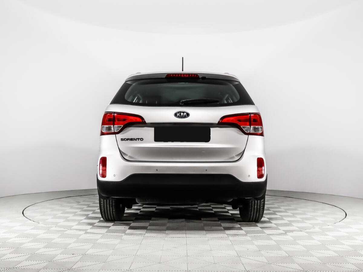 Kia Sorento с пробегом — 2014 год. Фото: #5
