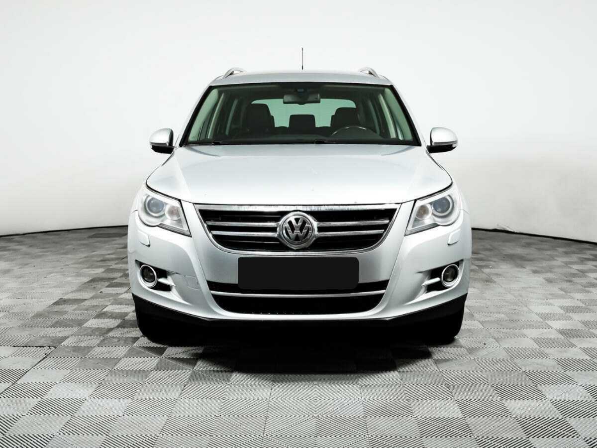 Volkswagen Tiguan с пробегом — 2010 год. Фото: #1