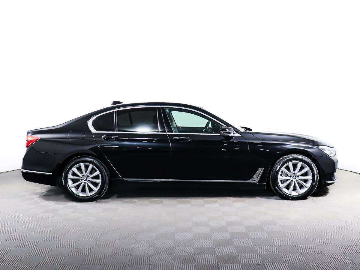 BMW 7 серии с пробегом — 2016 год. Фото: #3