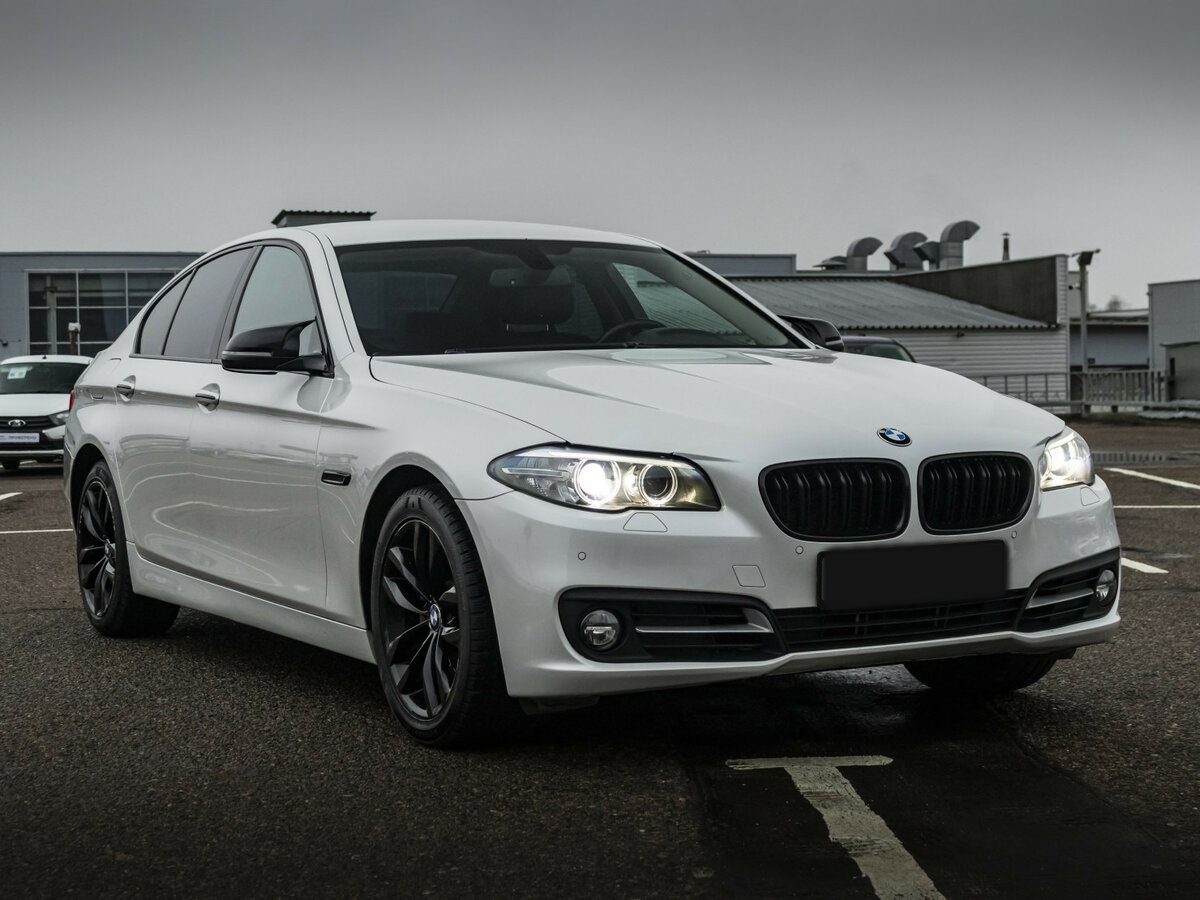 BMW 5 серии с пробегом — 2015 год. Фото: #3