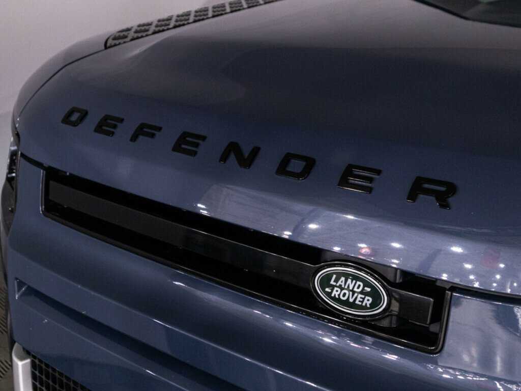 Land Rover Defender с пробегом — 2021 год. Фото: #23