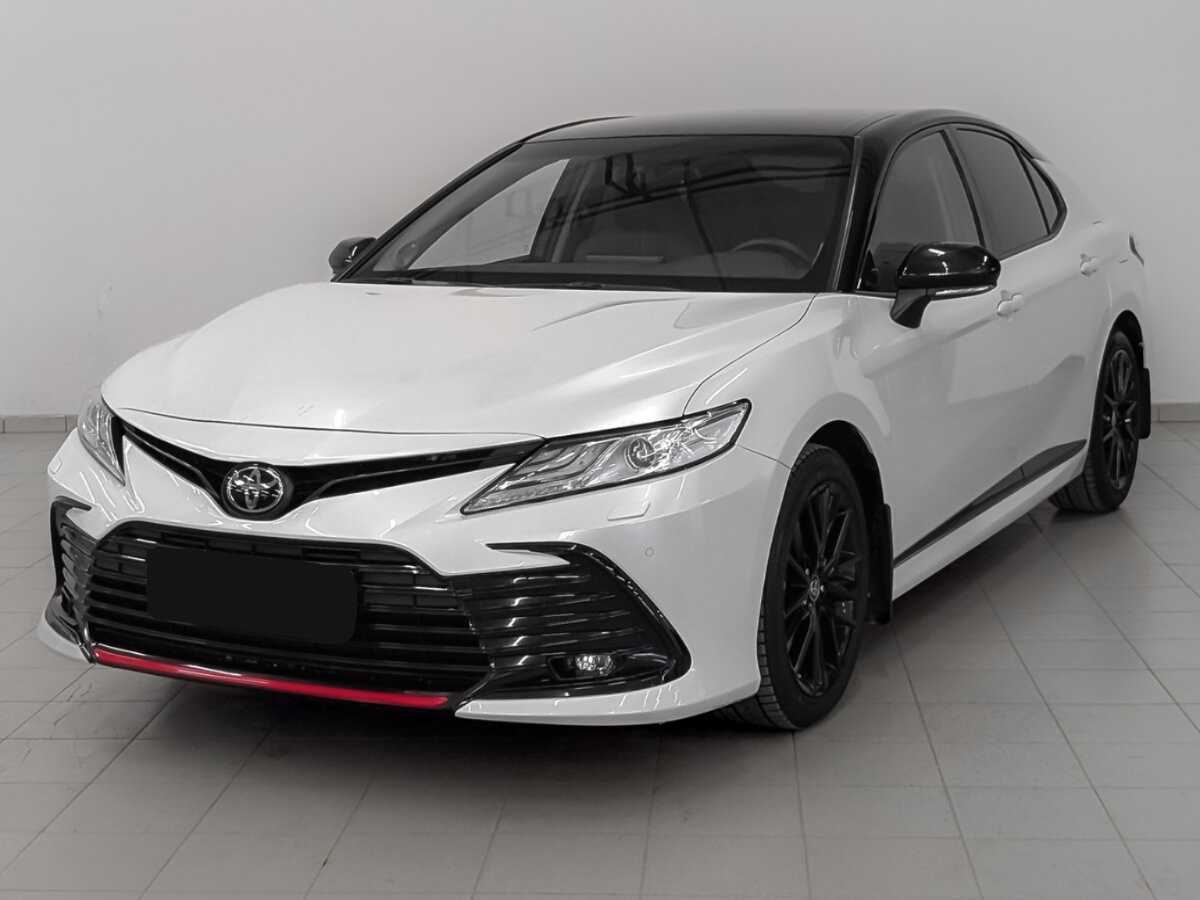 Toyota Camry с пробегом — 2022 год. Посмотреть фото