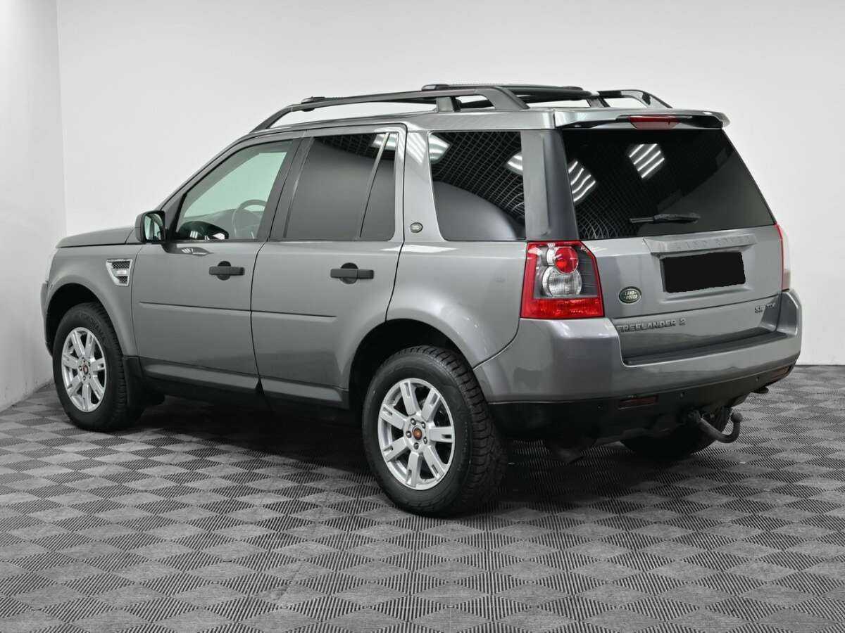 Land Rover Freelander с пробегом — 2010 год. Фото: #3