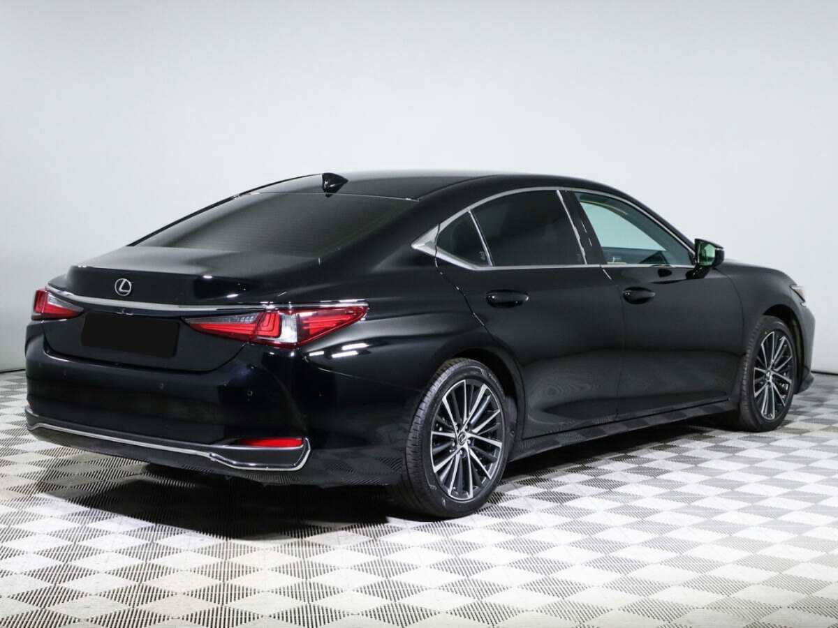 Lexus ES с пробегом — 2021 год. Фото: #3