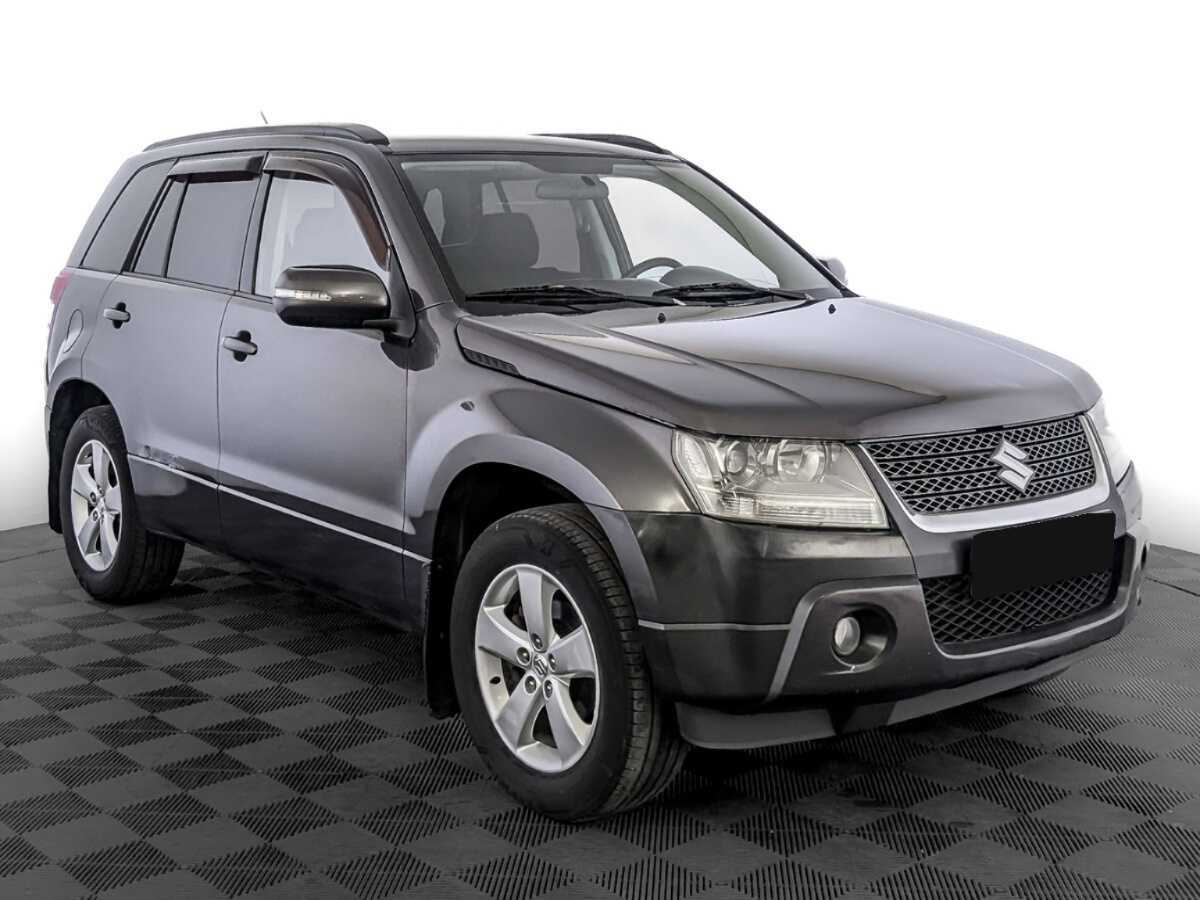 Suzuki Grand Vitara с пробегом — 2010 год. Фото: #2