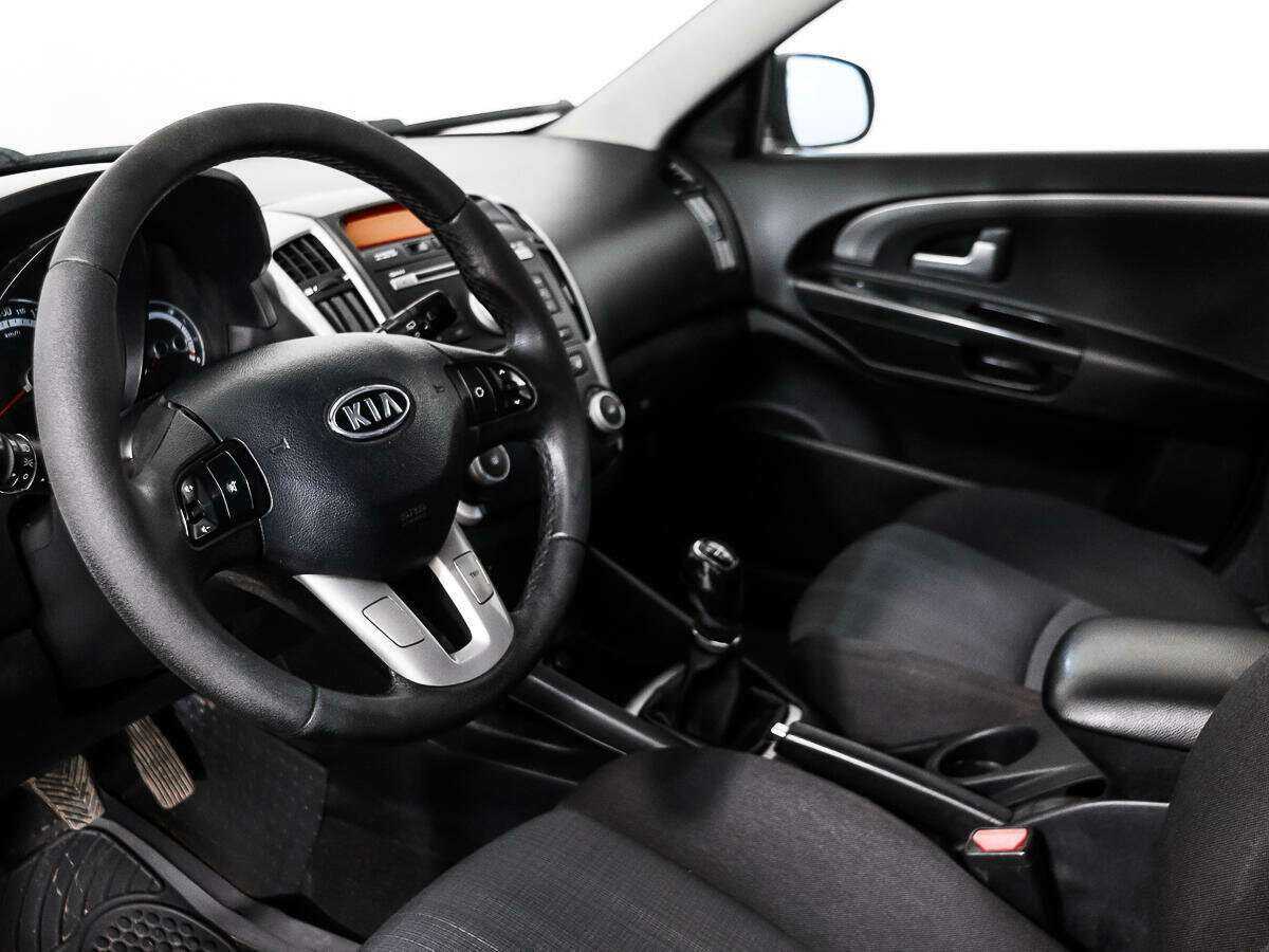 Kia Ceed с пробегом — 2010 год. Фото: #8