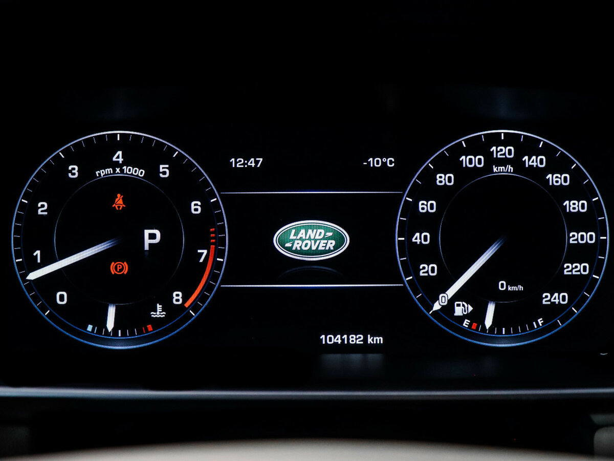 Land Rover Range Rover Sport с пробегом — 2016 год. Фото: #10