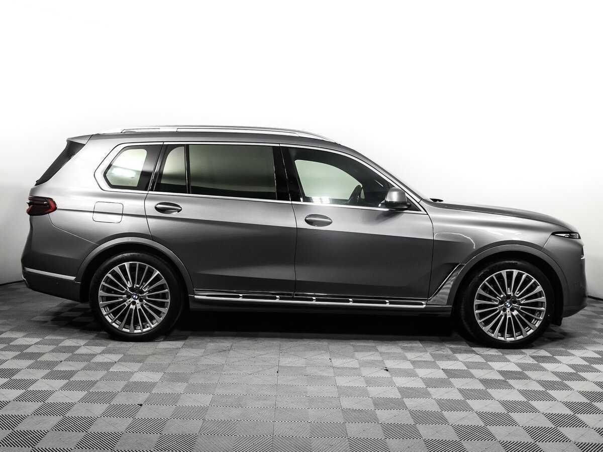 BMW X7 с пробегом — 2023 год. Фото: #3