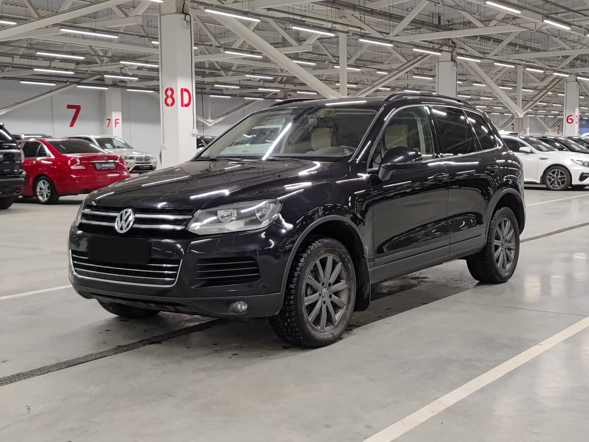 Volkswagen Touareg с пробегом — 2011 год. Фото: #0