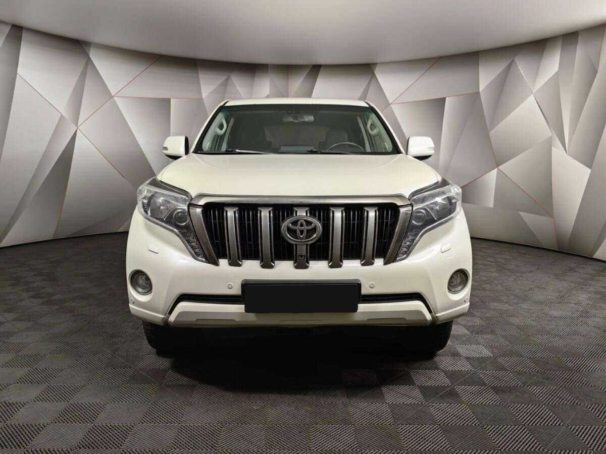 Toyota Land Cruiser Prado с пробегом — 2014 год. Фото: #6