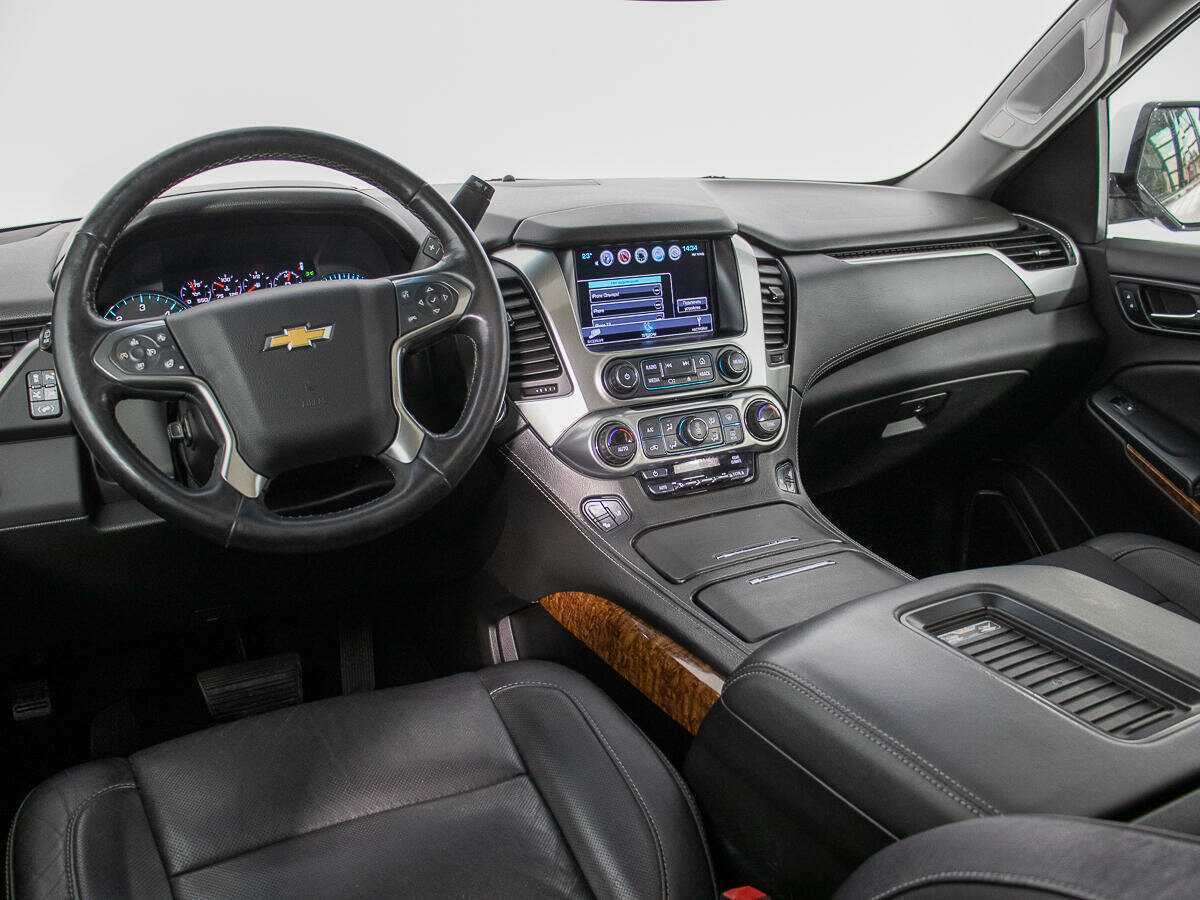 Chevrolet Tahoe с пробегом — 2017 год. Фото: #8