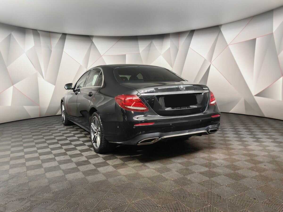 Mercedes-Benz E-Класс с пробегом — 2019 год. Фото: #3