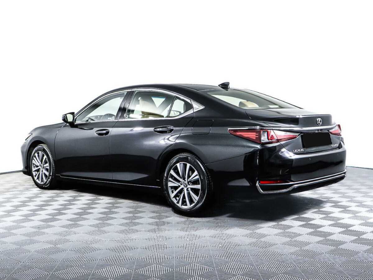 Lexus ES с пробегом — 2019 год. Фото: #6