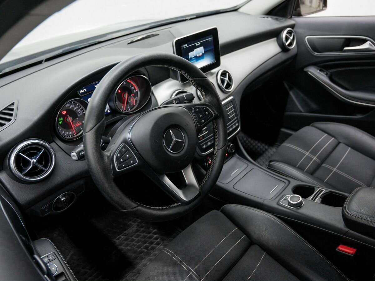 Mercedes-Benz GLA с пробегом — 2016 год. Фото: #12