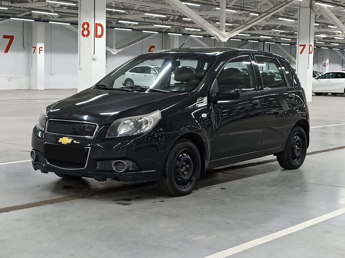 Chevrolet Aveo с пробегом — 2011 год. Фото: #0
