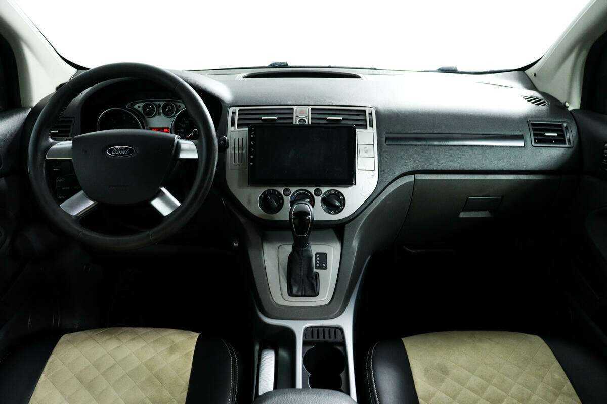 Ford Kuga с пробегом — 2010 год. Фото: #10