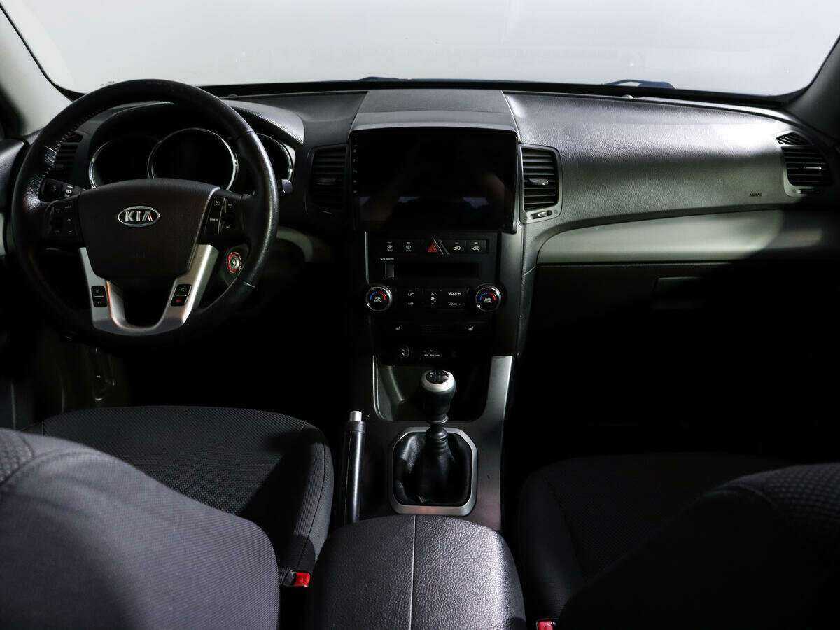 Kia Sorento с пробегом — 2011 год. Фото: #8