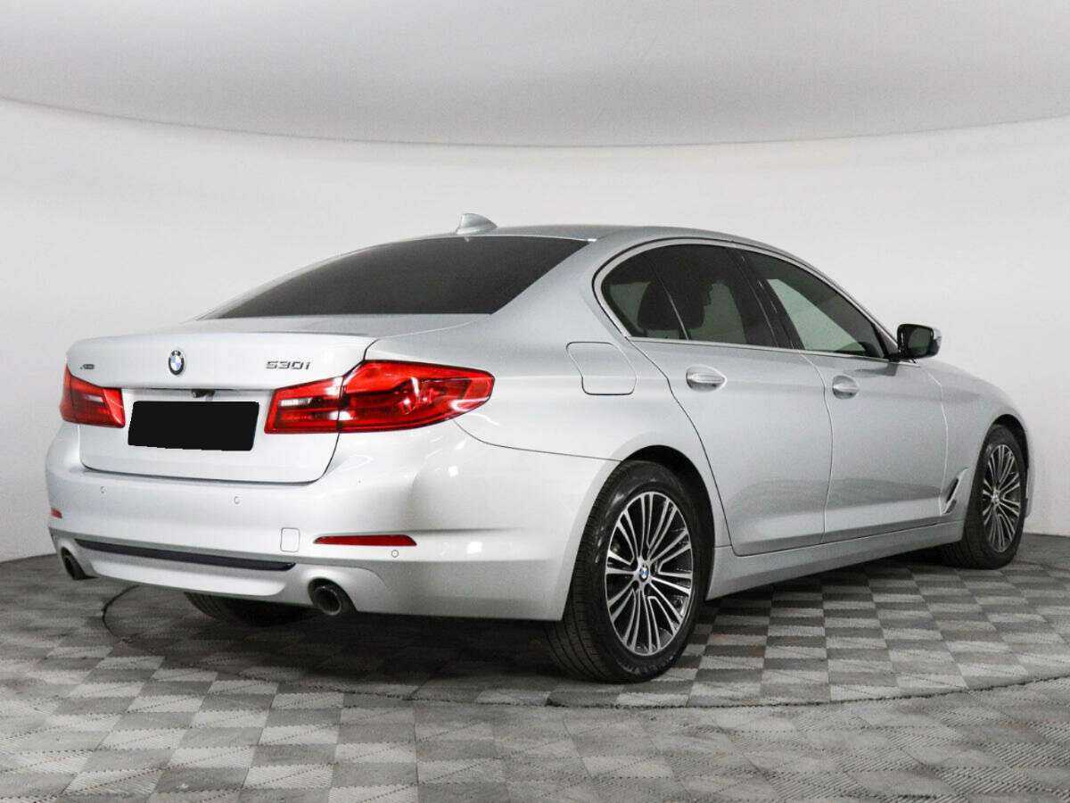 BMW 5 серии с пробегом — 2017 год. Фото: #1