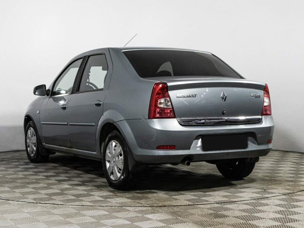 Renault Logan с пробегом — 2012 год. Фото: #6