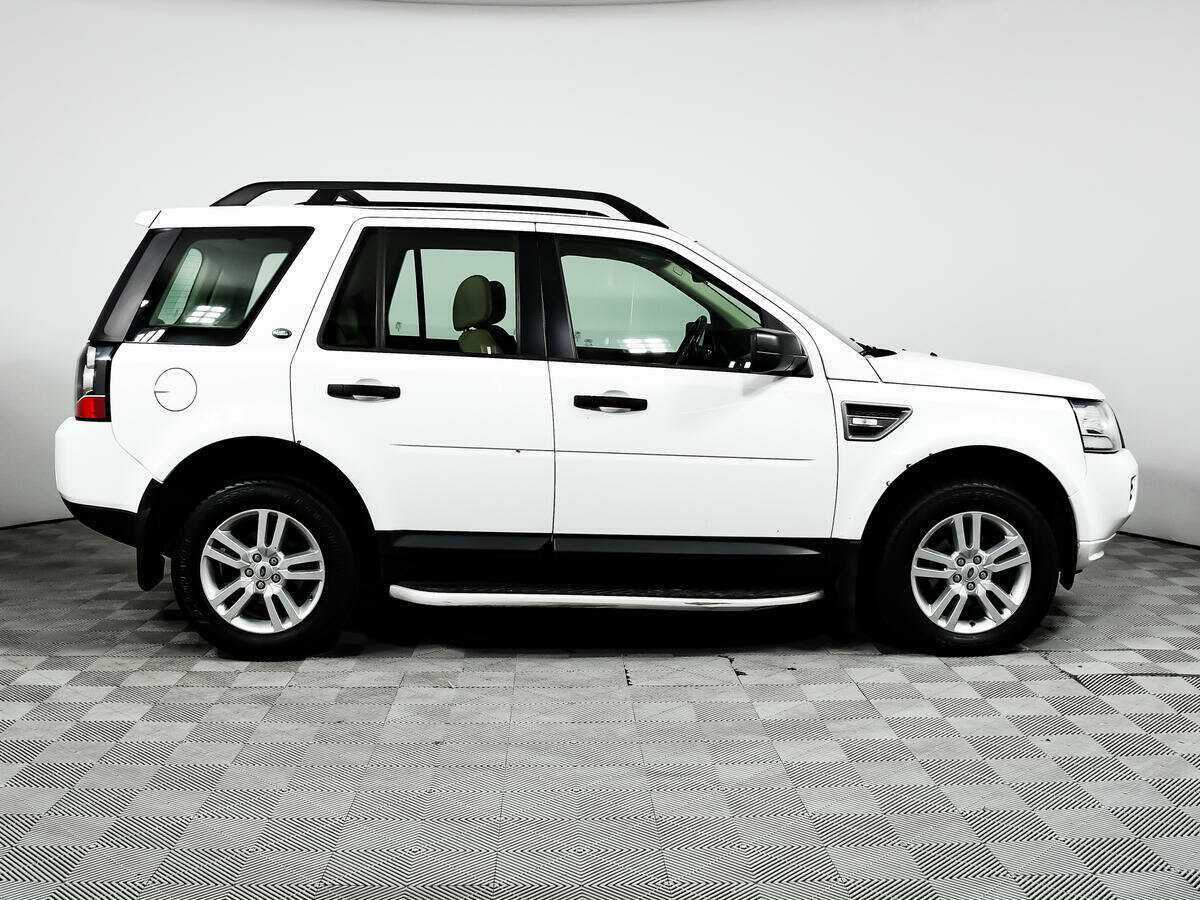 Land Rover Freelander с пробегом — 2013 год. Фото: #3