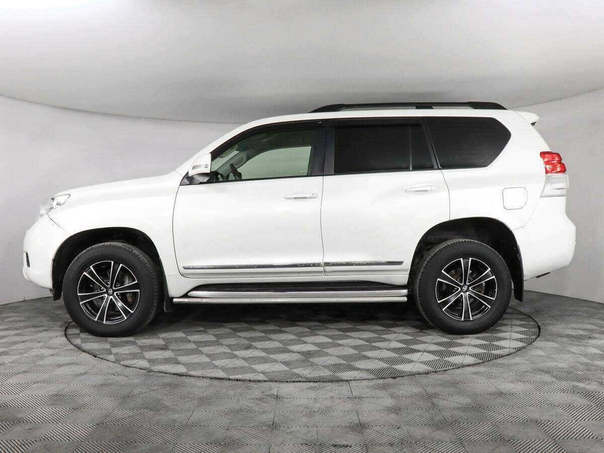 Toyota Land Cruiser Prado с пробегом — 2013 год. Фото: #6