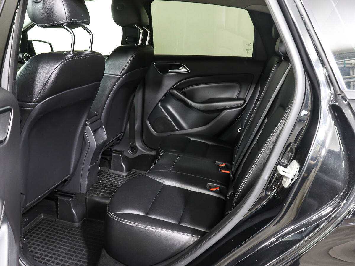 Mercedes-Benz B-Класс с пробегом — 2015 год. Фото: #8