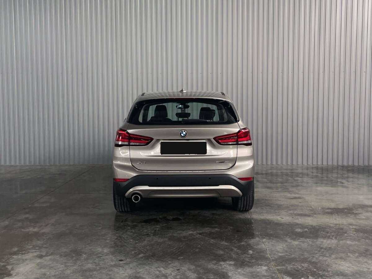 BMW X1 с пробегом — 2021 год. Фото: #5
