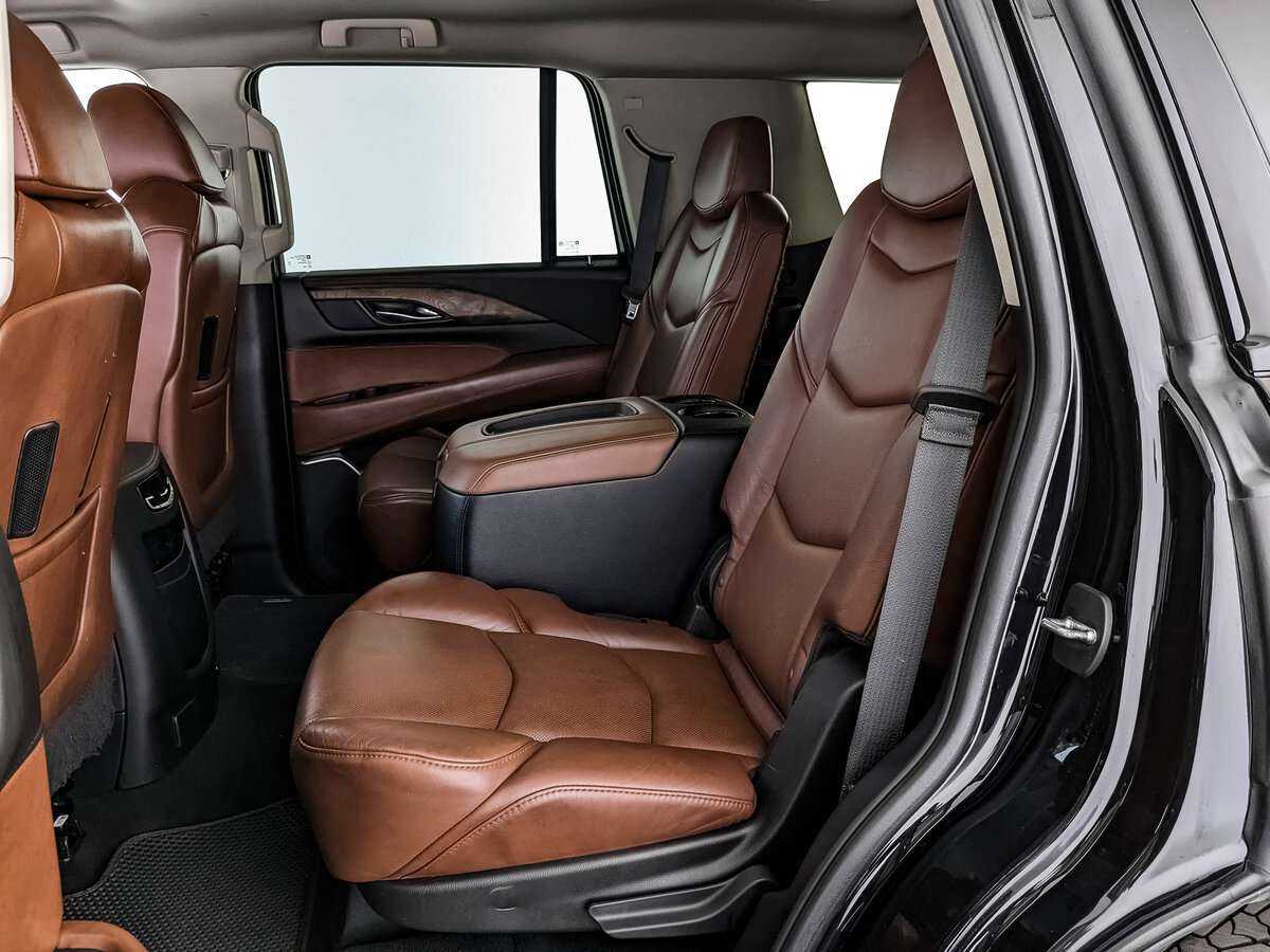 Cadillac Escalade с пробегом — 2019 год. Фото: #12