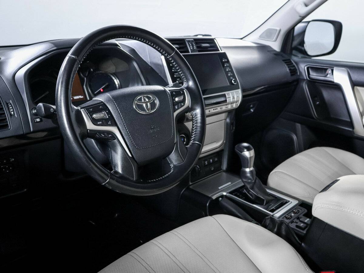 Toyota Land Cruiser Prado с пробегом — 2021 год. Фото: #12