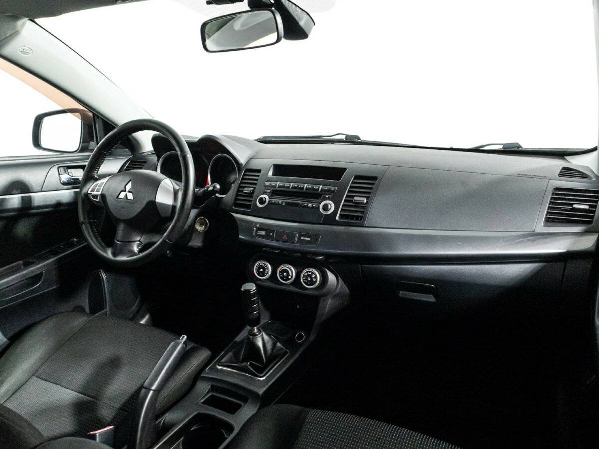 Mitsubishi Lancer с пробегом — 2008 год. Фото: #8
