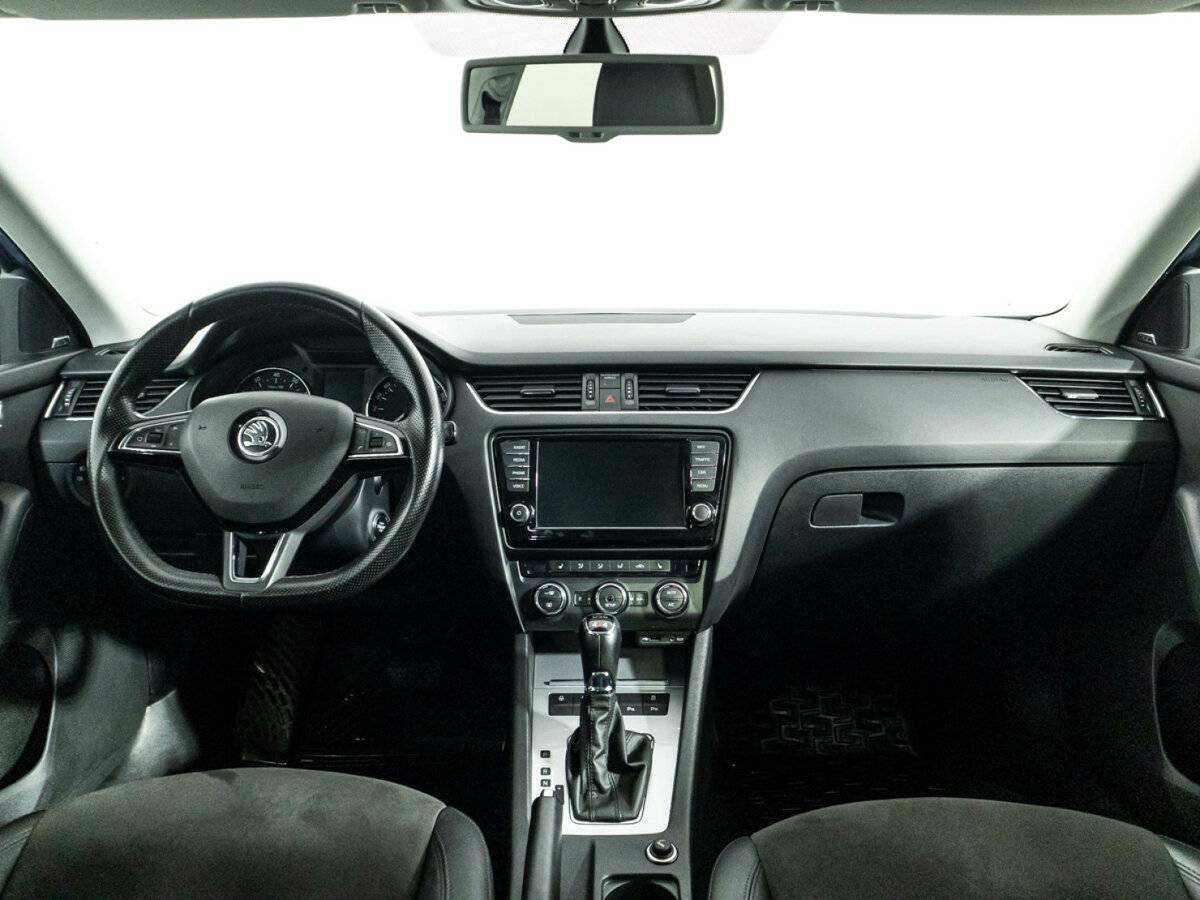 Skoda Octavia с пробегом — 2015 год. Фото: #12