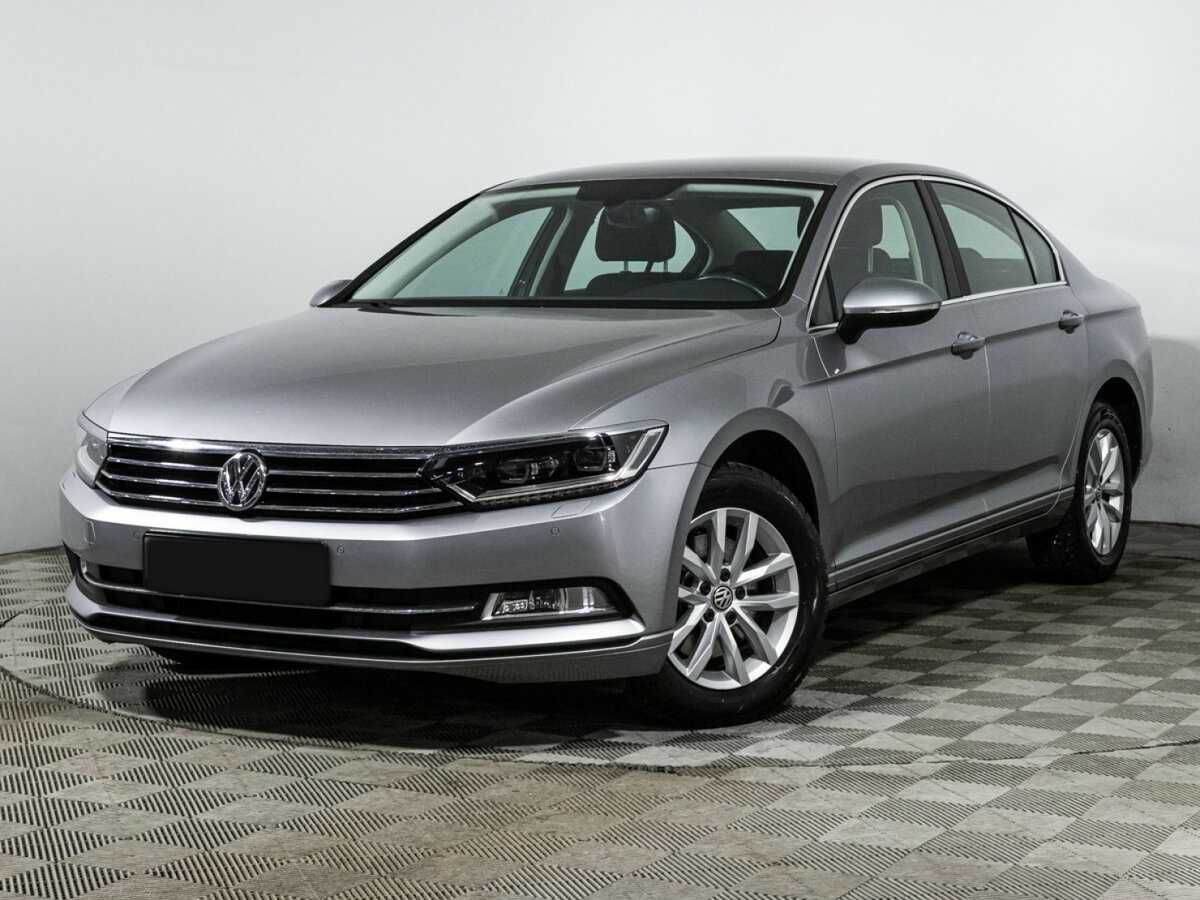 Volkswagen Passat с пробегом — 2017 год. Фото: #0