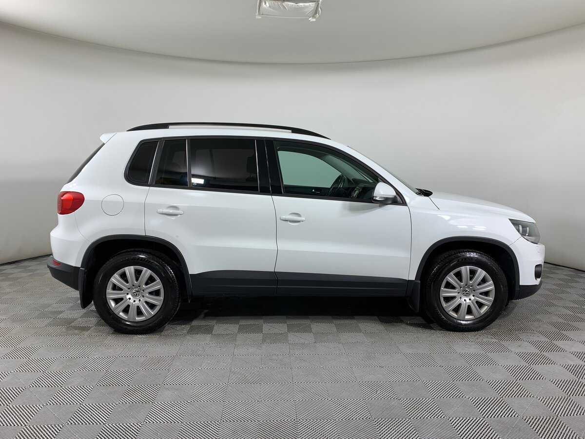 Volkswagen Tiguan с пробегом — 2015 год. Фото: #3