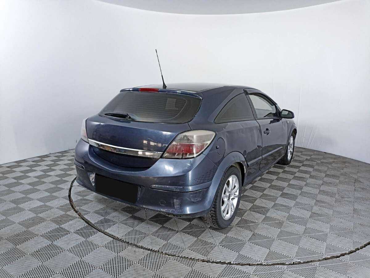 Opel Astra с пробегом — 2008 год. Фото: #4