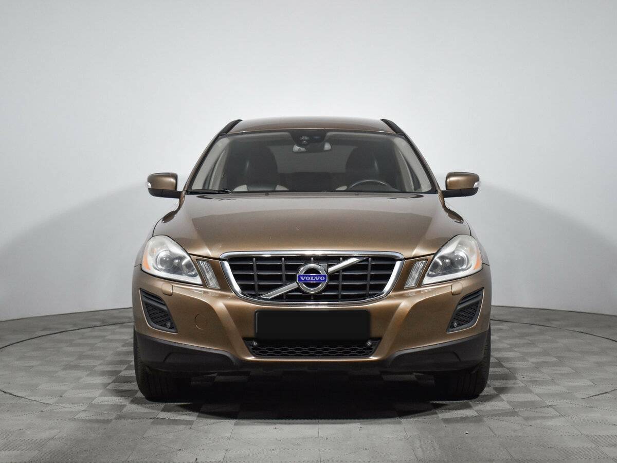 Volvo XC60 с пробегом — 2011 год. Фото: #1