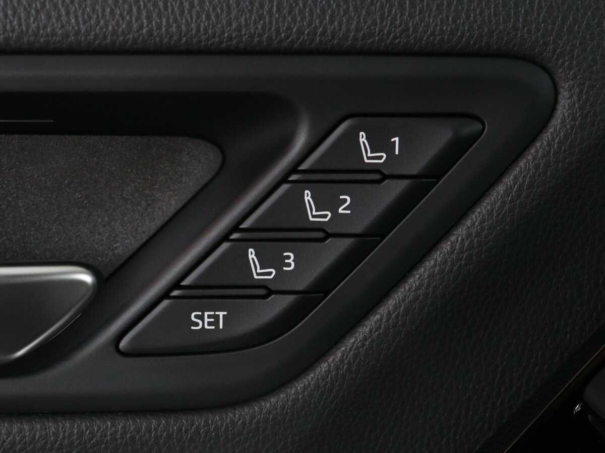 Toyota Land Cruiser с пробегом — 2021 год. Фото: #17