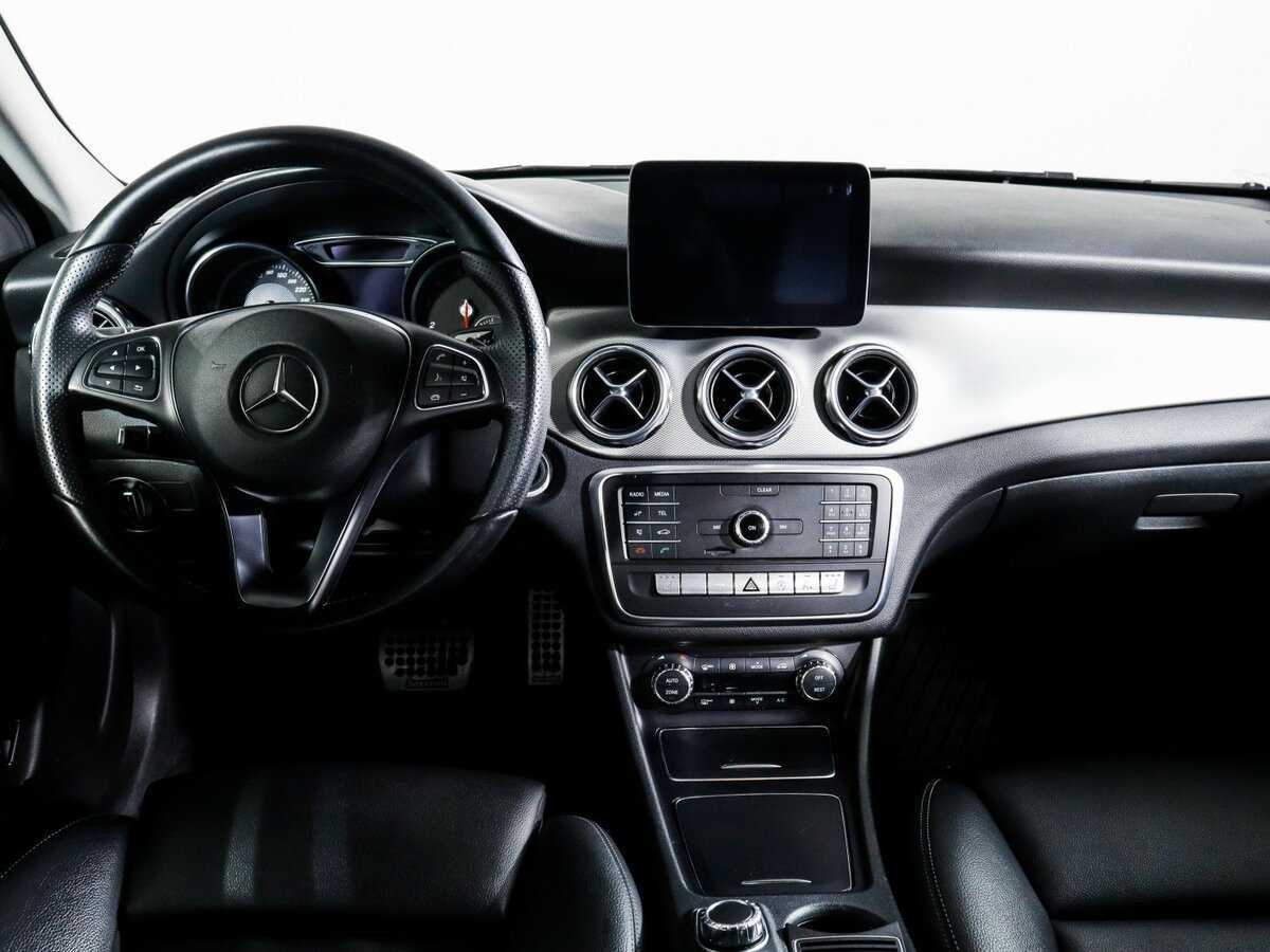 Mercedes-Benz GLA с пробегом — 2017 год. Фото: #11