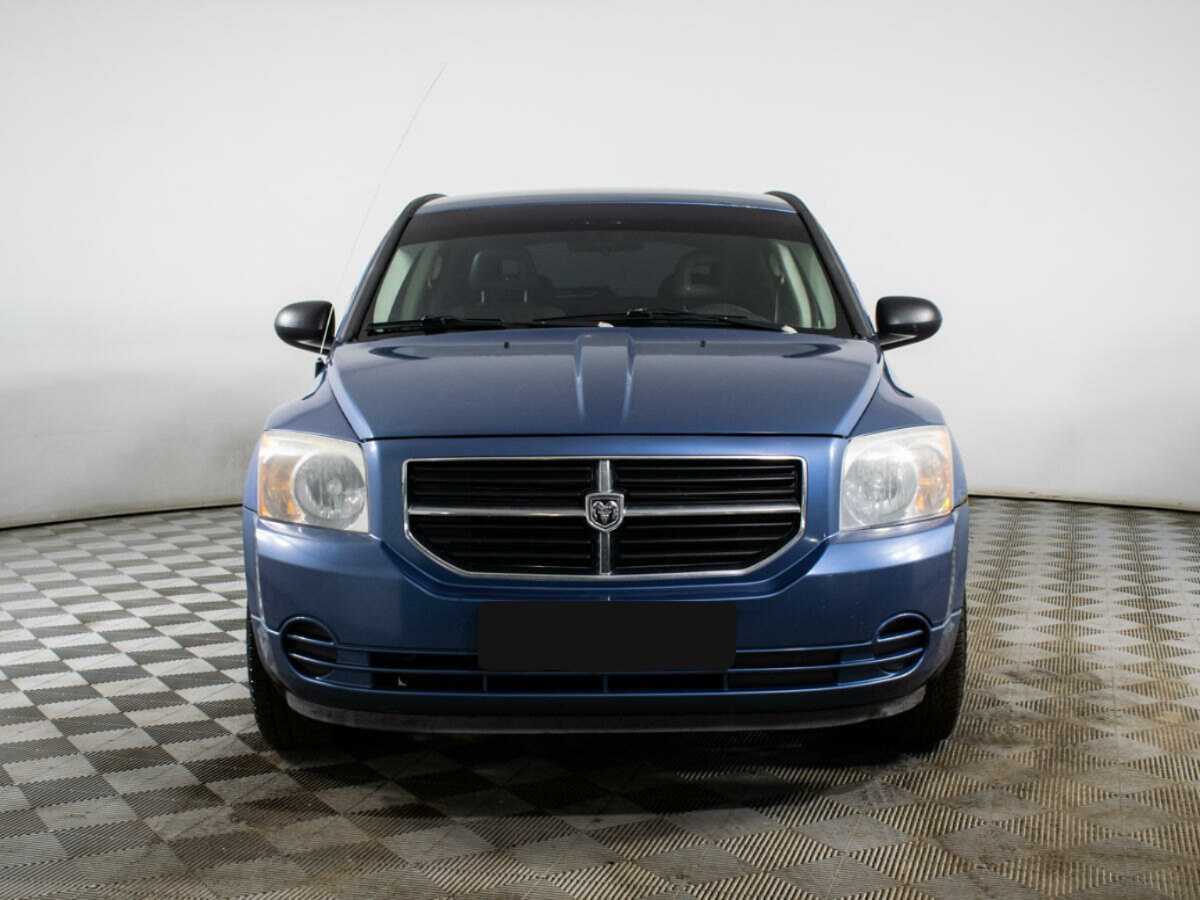 Dodge Caliber с пробегом — 2006 год. Фото: #1