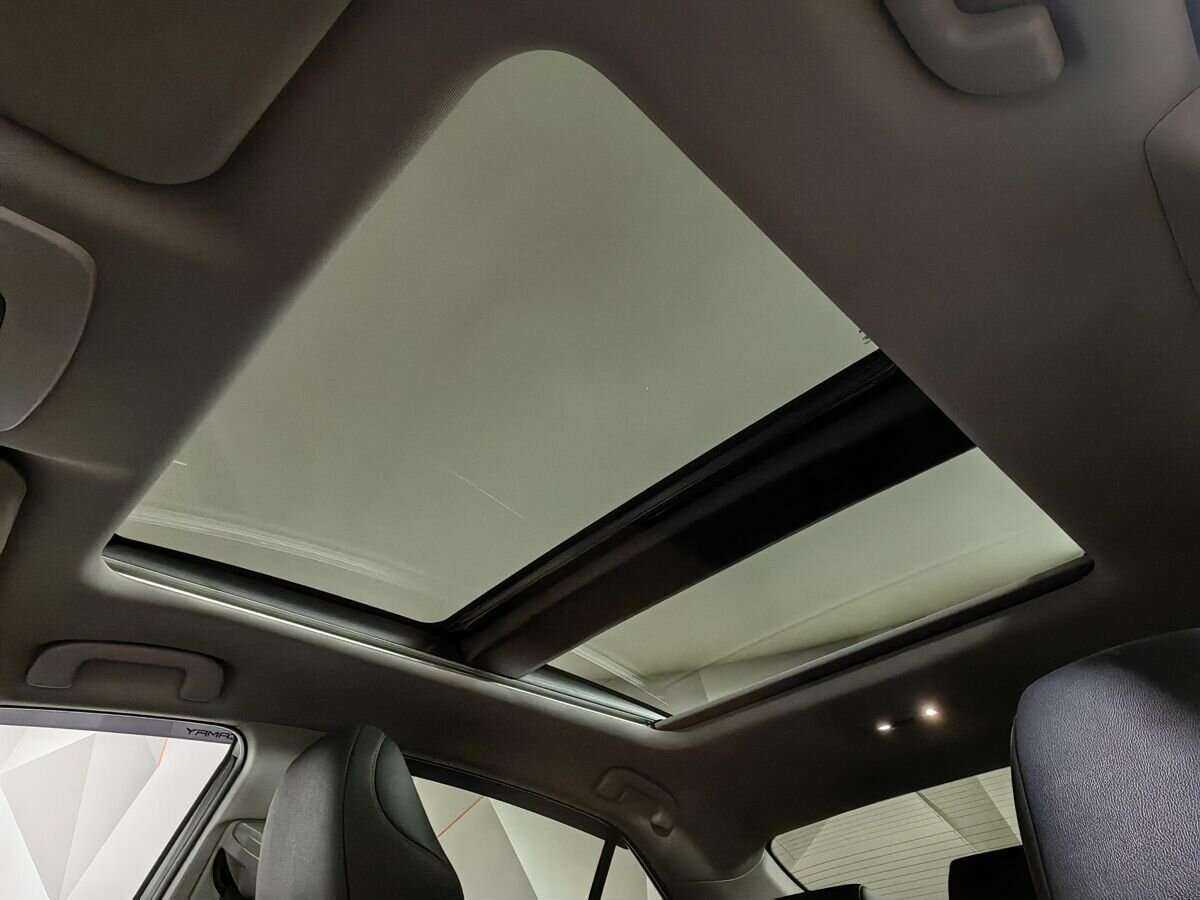 Toyota Camry с пробегом — 2023 год. Фото: #16
