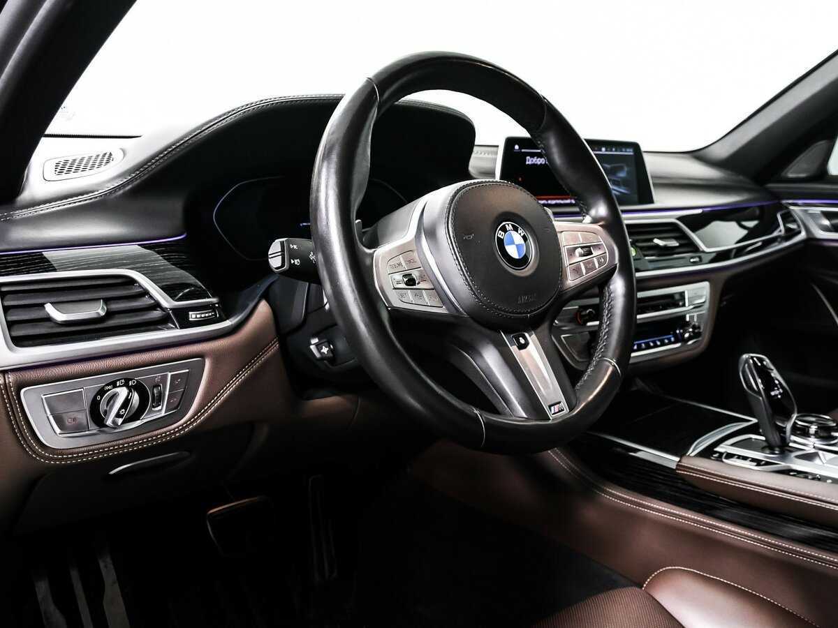BMW 7 серии с пробегом — 2021 год. Фото: #12