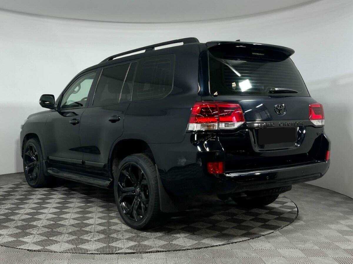 Toyota Land Cruiser с пробегом — 2016 год. Фото: #6