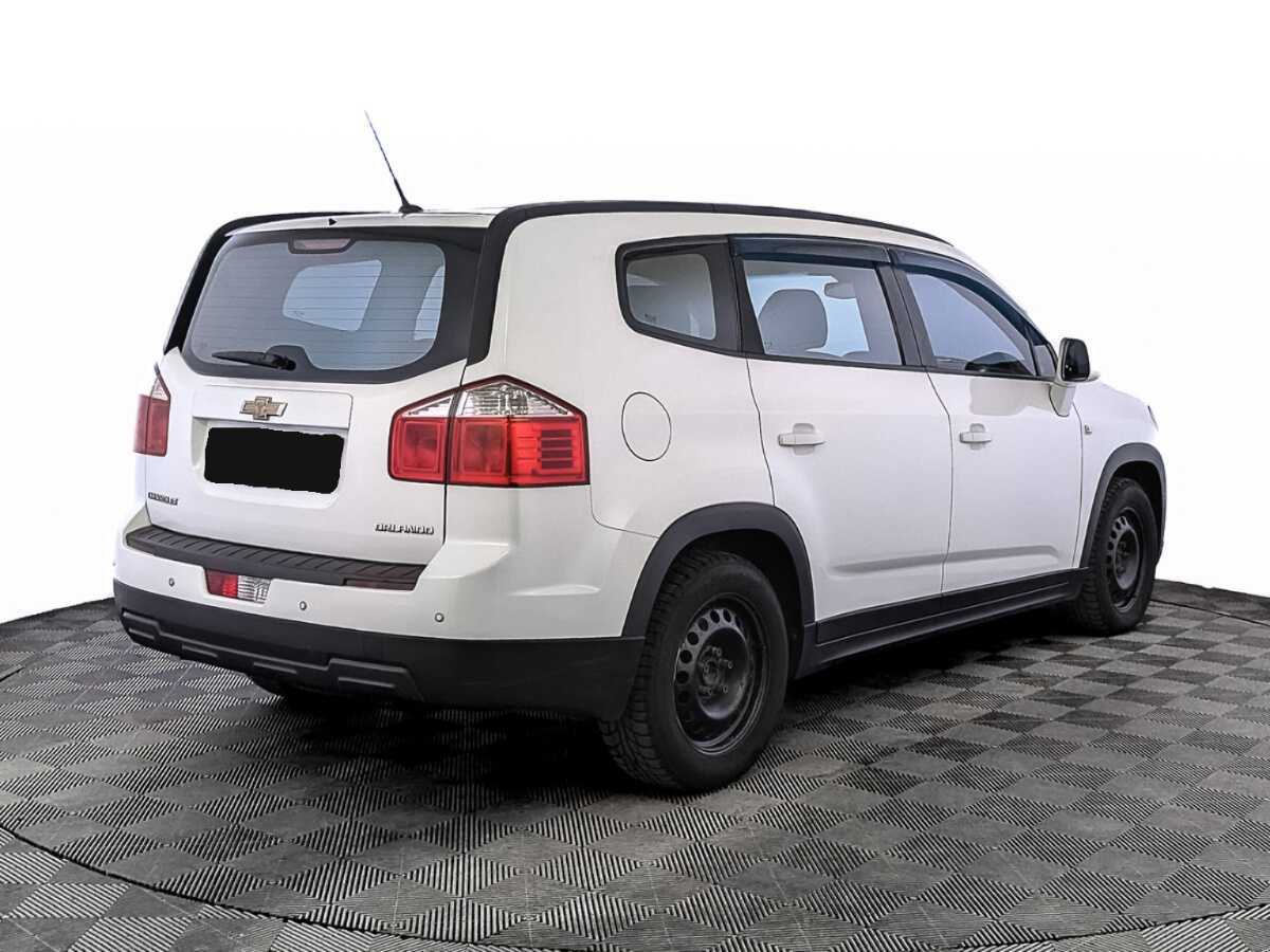Chevrolet Orlando с пробегом — 2012 год. Фото: #4