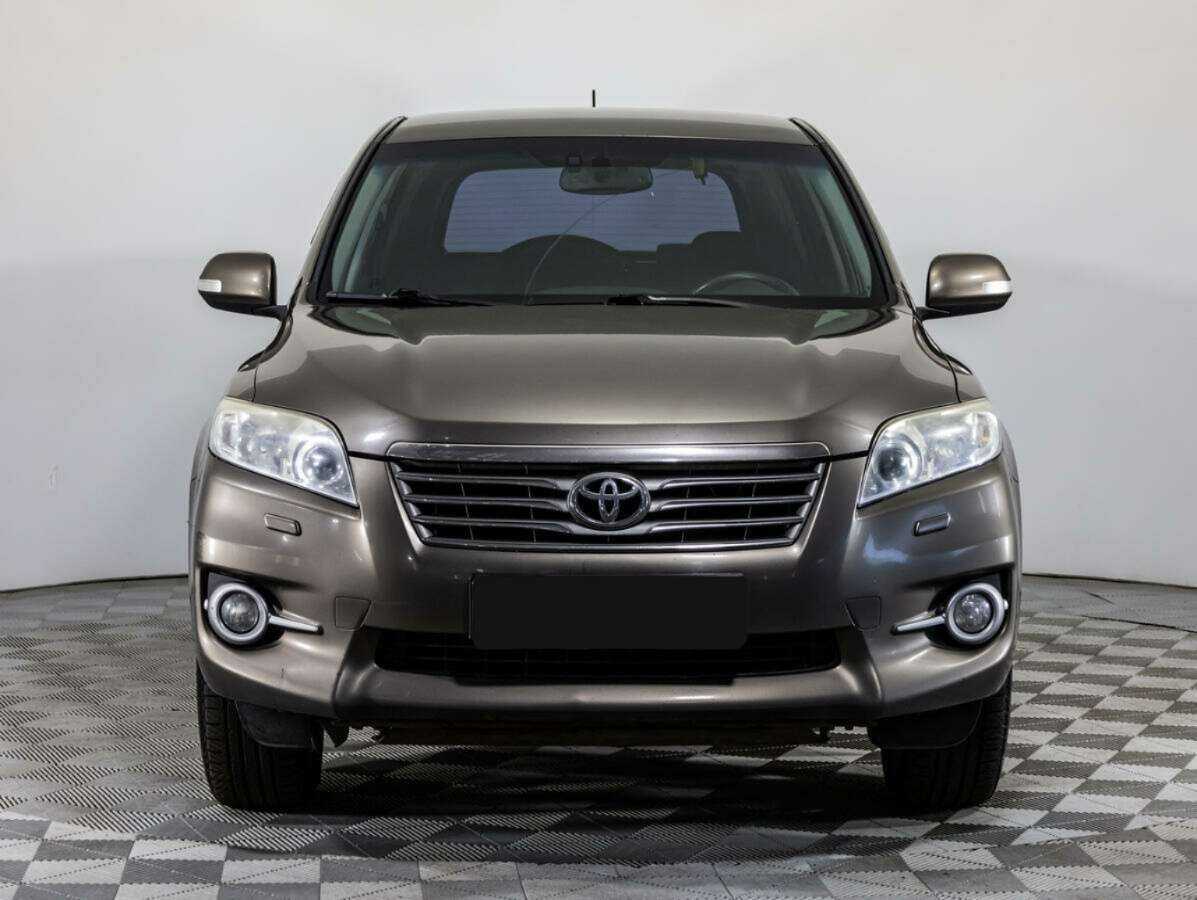 Toyota RAV4 с пробегом — 2010 год. Фото: #1