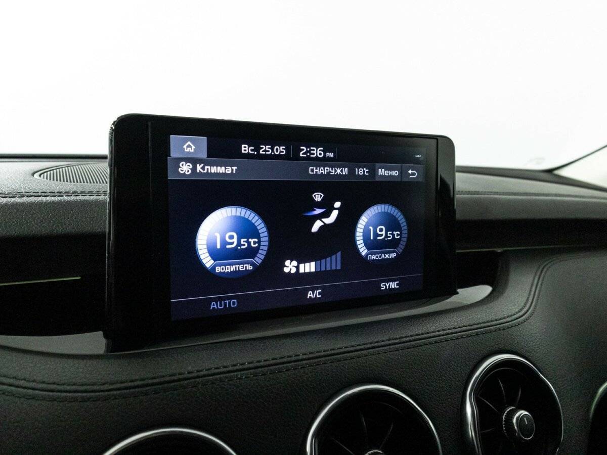 Kia Stinger с пробегом — 2022 год. Фото: #17
