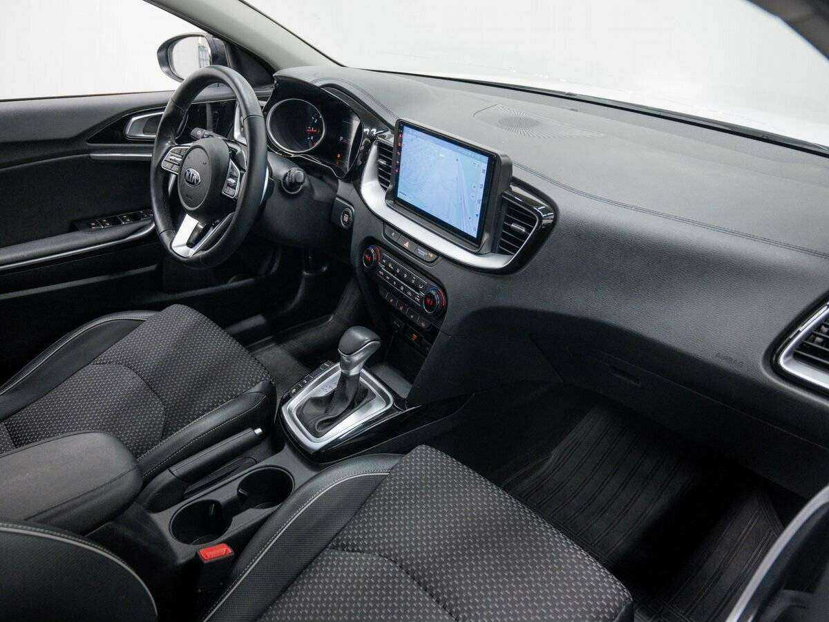 Kia XCeed с пробегом — 2020 год. Фото: #7