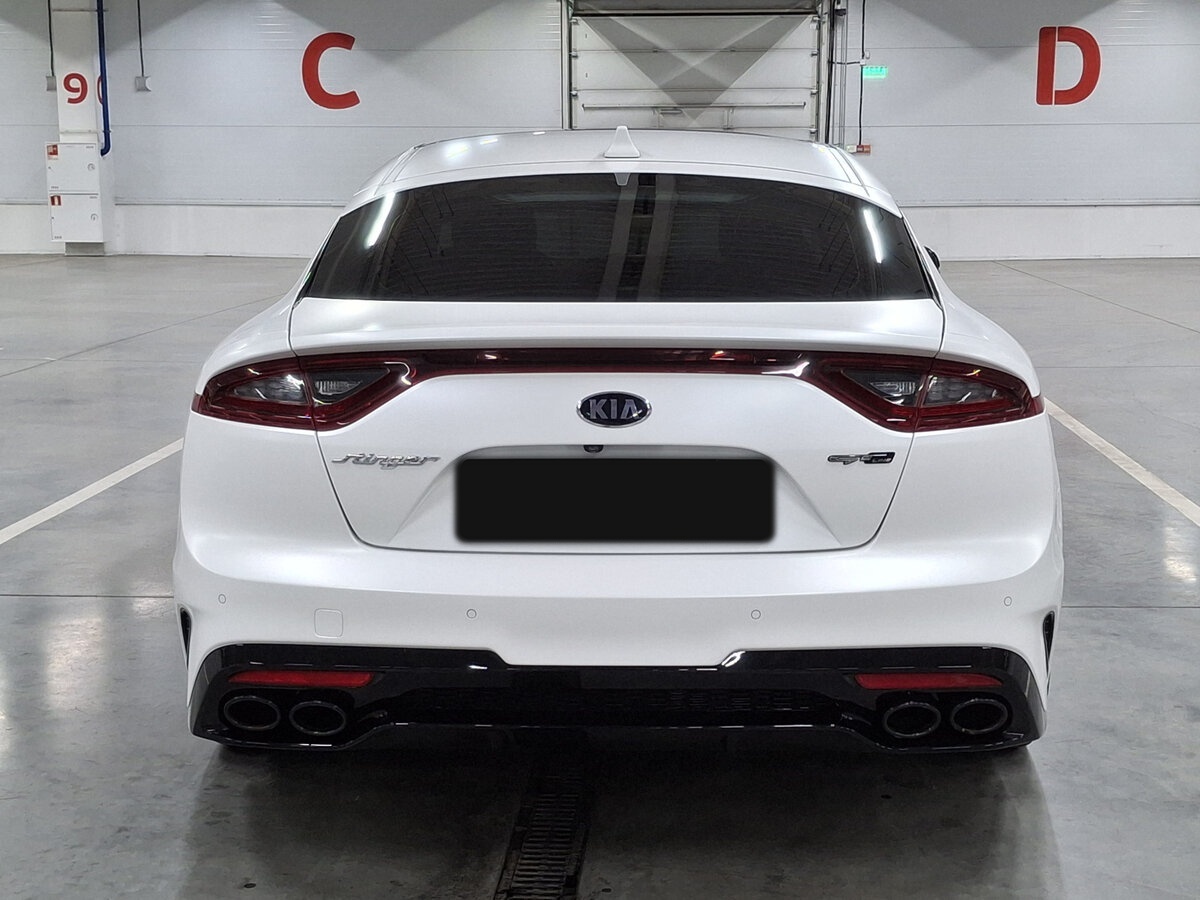 Kia Stinger с пробегом — 2019 год. Фото: #5